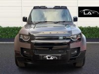 LAND ROVER DEFENDER 110