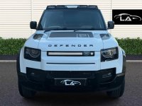 LAND ROVER DEFENDER 110