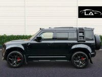 LAND ROVER DEFENDER 110