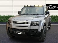 LAND ROVER DEFENDER 110