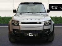LAND ROVER DEFENDER 110